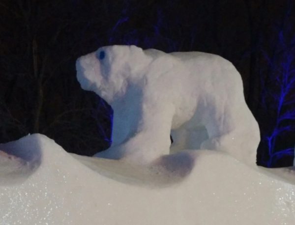 bear sculpture 2017
